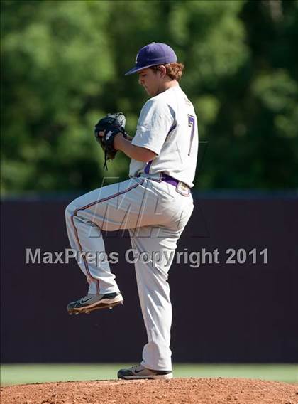 Thumbnail 3 in Richardson vs. Rowlett (5A Region2 Bidistrict) photogallery.
