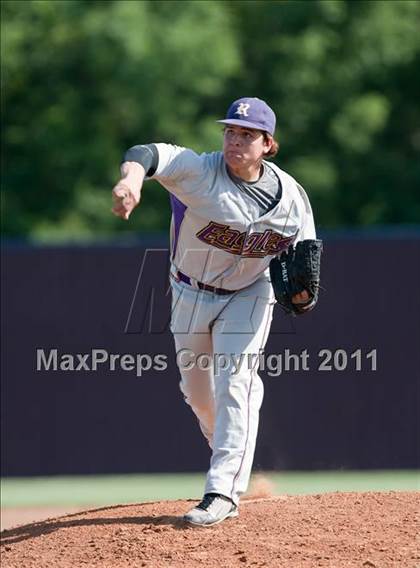 Thumbnail 2 in Richardson vs. Rowlett (5A Region2 Bidistrict) photogallery.