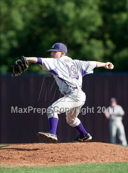 Thumbnail 1 in Richardson vs. Rowlett (5A Region2 Bidistrict) photogallery.