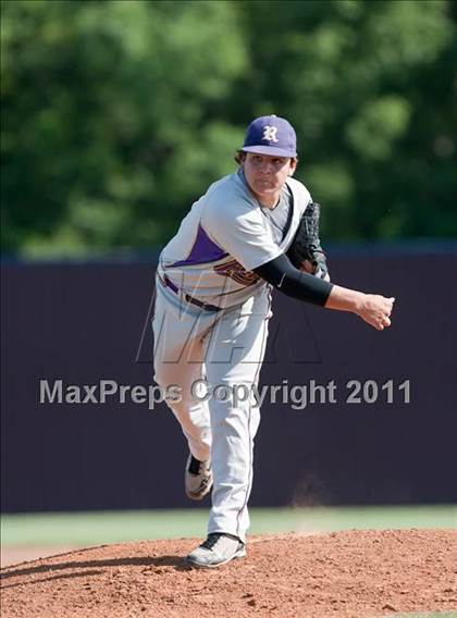 Thumbnail 3 in Richardson vs. Rowlett (5A Region2 Bidistrict) photogallery.