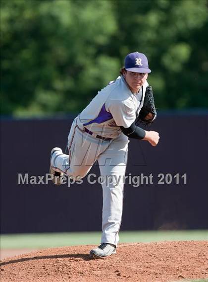 Thumbnail 1 in Richardson vs. Rowlett (5A Region2 Bidistrict) photogallery.