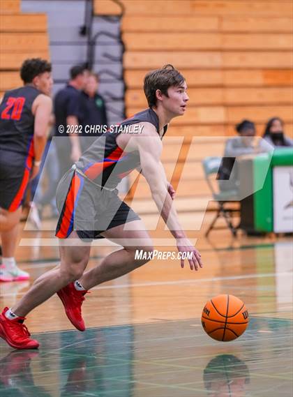 Thumbnail 1 in Cortez vs. Thunderbird (Hoopsgiving Tournament) photogallery.
