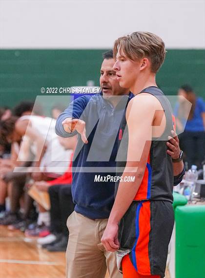 Thumbnail 1 in Cortez vs. Thunderbird (Hoopsgiving Tournament) photogallery.