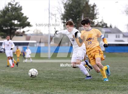 Thumbnail 3 in Lansing vs. Rhinebeck (NYSPHSAA Class C Final) photogallery.