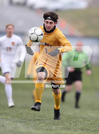Thumbnail 1 in Lansing vs. Rhinebeck (NYSPHSAA Class C Final) photogallery.