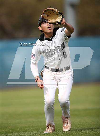 Thumbnail 2 in Sahuarita vs Mountain View (Lancer Baseball Classic) photogallery.