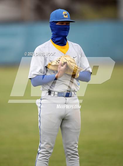 Thumbnail 2 in Sahuarita vs Mountain View (Lancer Baseball Classic) photogallery.