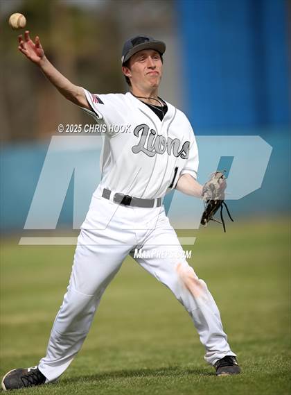 Thumbnail 2 in Sahuarita vs Mountain View (Lancer Baseball Classic) photogallery.