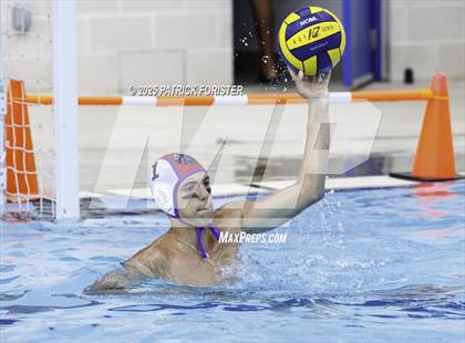 Thumbnail 3 in Warren vs. Stevens photogallery.