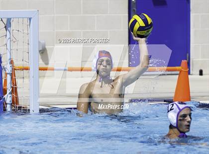 Thumbnail 2 in Warren vs. Stevens photogallery.