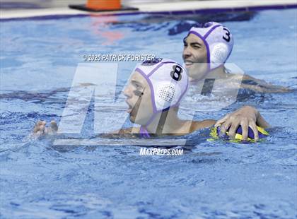 Thumbnail 1 in Warren vs. Stevens photogallery.