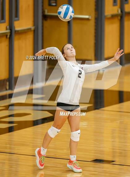 Thumbnail 1 in Columbus vs Lincoln Southeast photogallery.