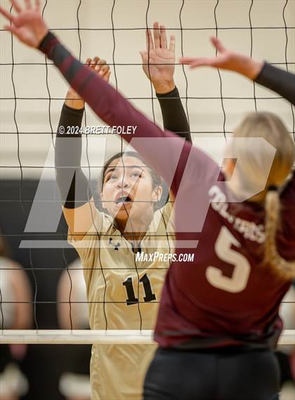 Thumbnail 1 in Columbus vs Lincoln Southeast photogallery.