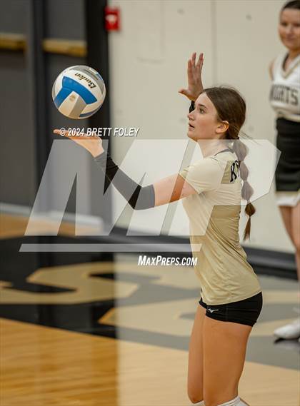 Thumbnail 3 in Columbus vs Lincoln Southeast photogallery.