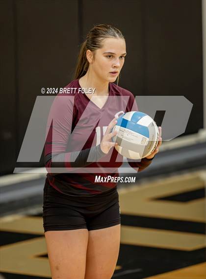 Thumbnail 1 in Columbus vs Lincoln Southeast photogallery.