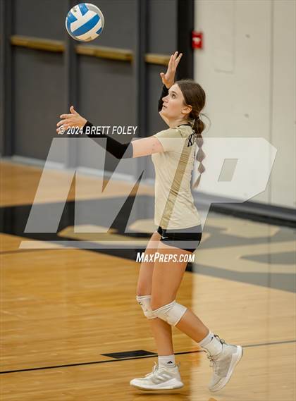 Thumbnail 1 in Columbus vs Lincoln Southeast photogallery.