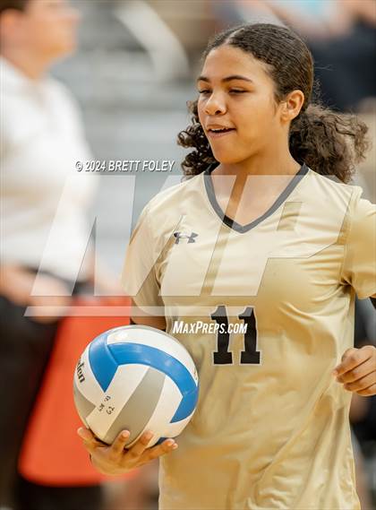 Thumbnail 2 in Columbus vs Lincoln Southeast photogallery.