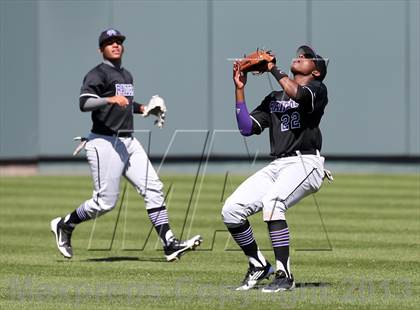 Thumbnail 3 in Belton vs Cedar Ridge (Rock Hardball Classic) photogallery.