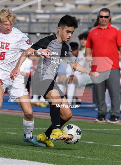 Thumbnail 3 in Lee vs Clark photogallery.