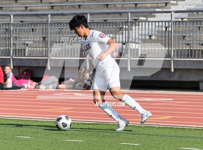 Thumbnail 1 in Lee vs Clark photogallery.