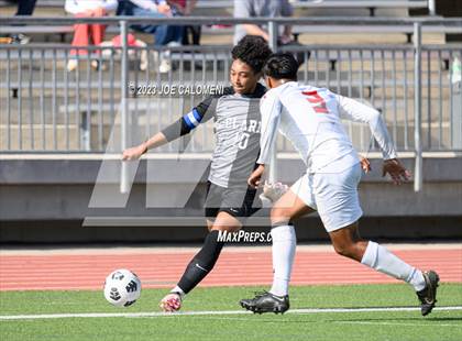 Thumbnail 2 in Lee vs Clark photogallery.