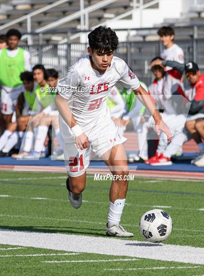 Thumbnail 2 in Lee vs Clark photogallery.