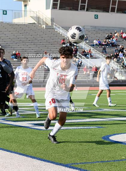 Thumbnail 1 in Lee vs Clark photogallery.