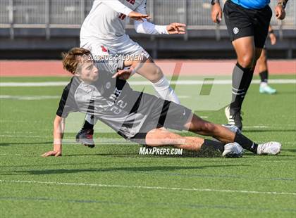 Thumbnail 1 in Lee vs Clark photogallery.