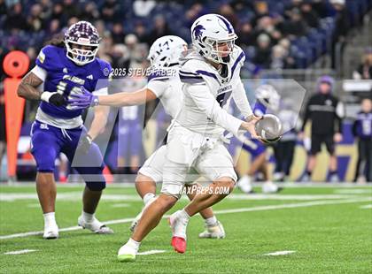 Thumbnail 1 in Sumner @ Lake Stevens (WIAA 4A Final) photogallery.