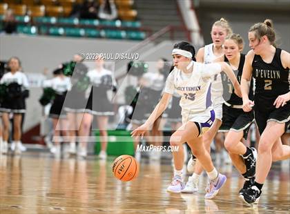 Thumbnail 3 in D'Evelyn vs. Holy Family (CHSAA 4A Final) photogallery.