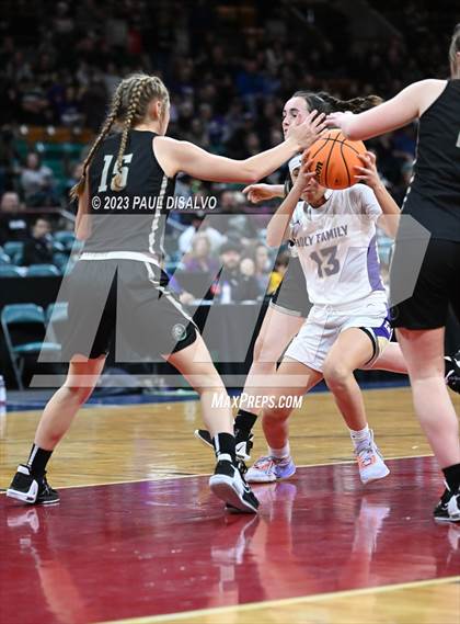 Thumbnail 3 in D'Evelyn vs. Holy Family (CHSAA 4A Final) photogallery.