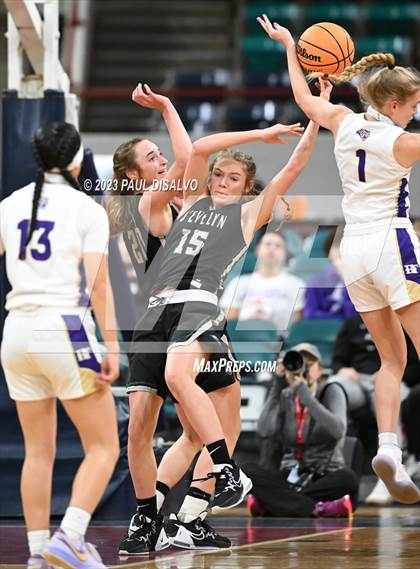 Thumbnail 2 in D'Evelyn vs. Holy Family (CHSAA 4A Final) photogallery.