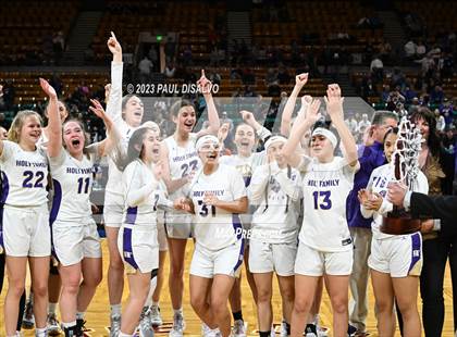 Thumbnail 2 in D'Evelyn vs. Holy Family (CHSAA 4A Final) photogallery.