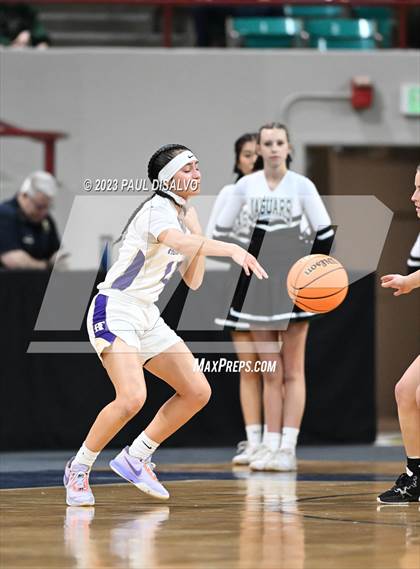 Thumbnail 3 in D'Evelyn vs. Holy Family (CHSAA 4A Final) photogallery.