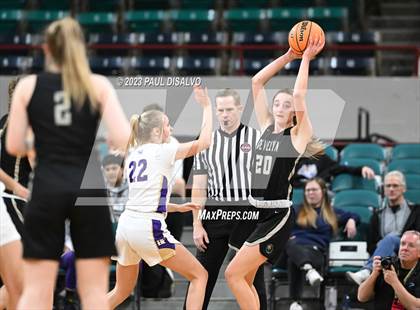 Thumbnail 2 in D'Evelyn vs. Holy Family (CHSAA 4A Final) photogallery.