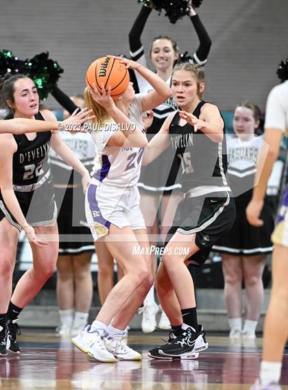 Thumbnail 3 in D'Evelyn vs. Holy Family (CHSAA 4A Final) photogallery.