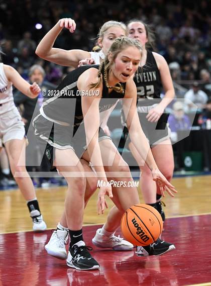 Thumbnail 3 in D'Evelyn vs. Holy Family (CHSAA 4A Final) photogallery.