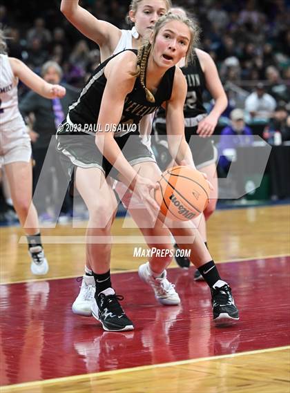 Thumbnail 1 in D'Evelyn vs. Holy Family (CHSAA 4A Final) photogallery.