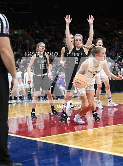 Thumbnail 2 in D'Evelyn vs. Holy Family (CHSAA 4A Final) photogallery.