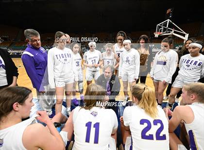 Thumbnail 1 in D'Evelyn vs. Holy Family (CHSAA 4A Final) photogallery.