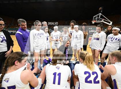 Thumbnail 1 in D'Evelyn vs. Holy Family (CHSAA 4A Final) photogallery.