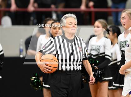 Thumbnail 2 in D'Evelyn vs. Holy Family (CHSAA 4A Final) photogallery.