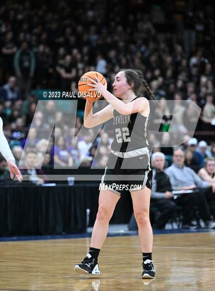 Thumbnail 3 in D'Evelyn vs. Holy Family (CHSAA 4A Final) photogallery.