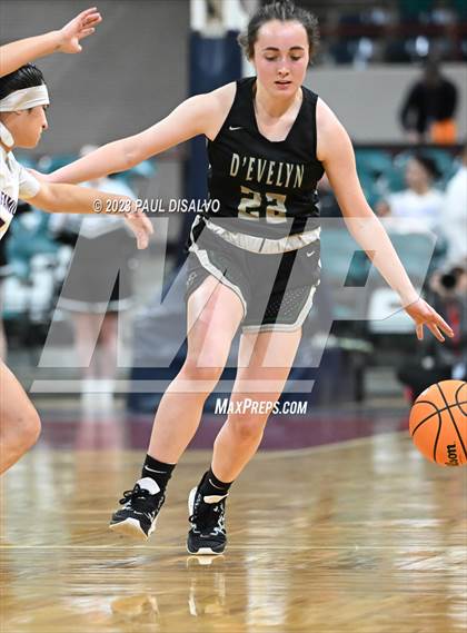 Thumbnail 2 in D'Evelyn vs. Holy Family (CHSAA 4A Final) photogallery.