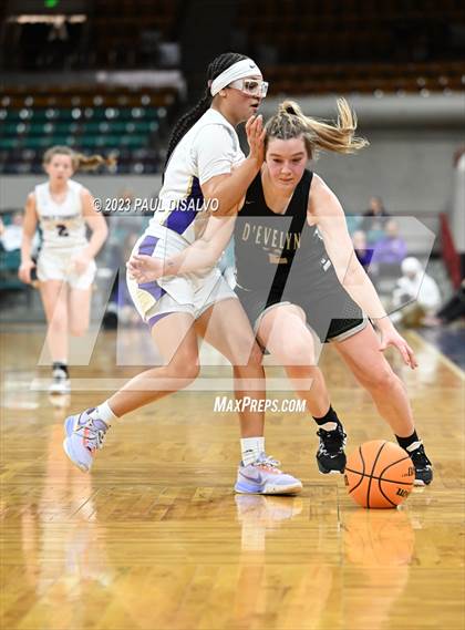 Thumbnail 3 in D'Evelyn vs. Holy Family (CHSAA 4A Final) photogallery.