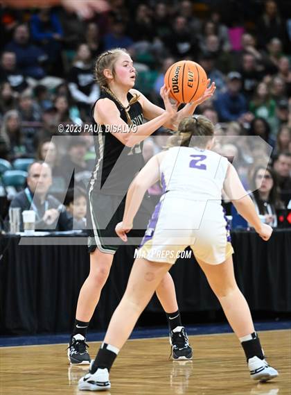 Thumbnail 2 in D'Evelyn vs. Holy Family (CHSAA 4A Final) photogallery.
