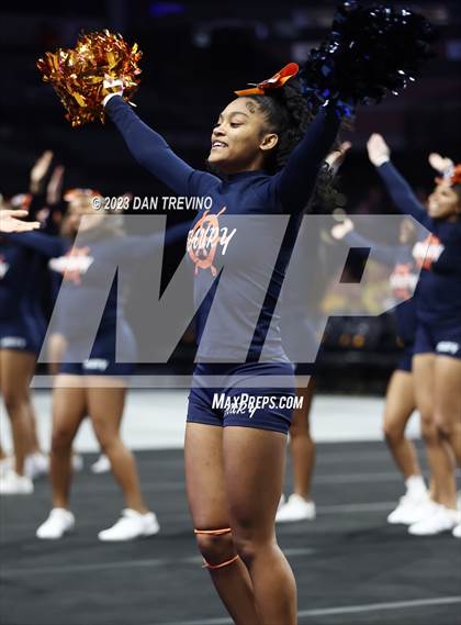 Thumbnail 3 in VHSL State Cheer Competition (Class 5) photogallery.