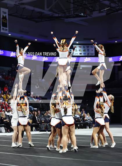 Thumbnail 3 in VHSL State Cheer Competition (Class 5) photogallery.