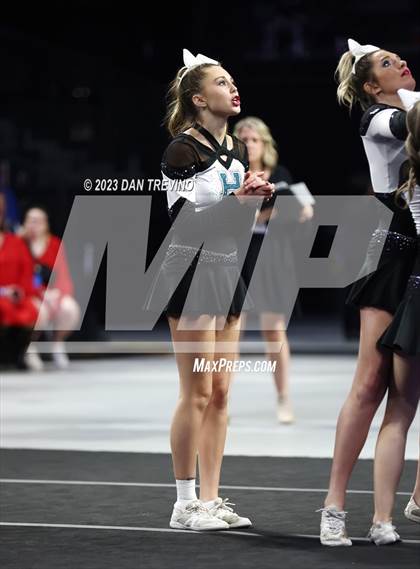 Thumbnail 3 in VHSL State Cheer Competition (Class 5) photogallery.