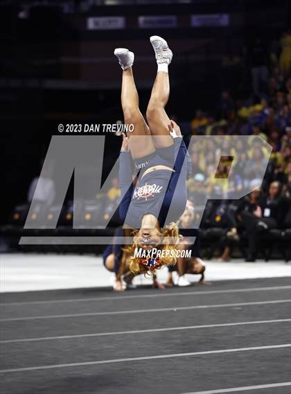 Thumbnail 1 in VHSL State Cheer Competition (Class 5) photogallery.